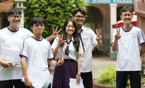 Thi tốt nghiệp trên máy tính năm 2027 tại các điểm đủ điều kiện