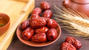 Mẹo chọn táo đỏ khô ngon