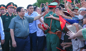 Thủ tướng: Cầu Phong Châu mới là nhịp cầu hàn gắn vết thương