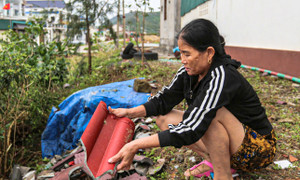 Bão số 10 cuốn đi mái nhà và tài sản, để lại nước mắt, nỗi đau ở Thiên Cầm