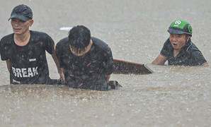 Dự báo thời tiết 30/9: Bắc Bộ và Thanh Hoá mưa lớn, đề phòng dông lốc, ngập lụt