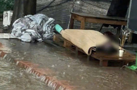 Thực hư người đàn ông tử vong do điện giật khi đi dưới đường ngập ở Hà Nội