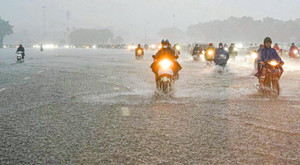 Hà Nội bao giờ hết mưa?