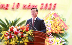 Ông Nguyễn Đình Trung tiếp tục giữ chức Bí thư Tỉnh ủy Đắk Lắk