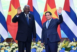 Chủ tịch Quốc hội Cuba Esteban Lazo Hernandez hội kiến Thủ tướng Phạm Minh Chính