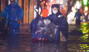 Dân mạng đua nhau kể kỷ niệm trận ngập lịch sử năm 2008 ở Hà Nội