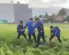 Nam sinh Hải Phòng bị đánh hội đồng đến gãy sống mũi