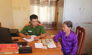 Bị dọa liên quan ma túy, cụ bà 84 tuổi suýt chuyển 130 triệu đồng cho kẻ lừa đảo