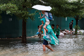 Trường học ở Hà Nội điều chỉnh kế hoạch dạy học linh hoạt ứng phó bão 11