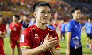 HLV Kim Sang-sik trả Quang Hải về CLB Công an Hà Nội