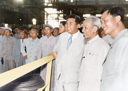 Ảnh hiếm các lần gặp giữa Chủ tịch Hồ Chí Minh và Chủ tịch Kim Nhật Thành