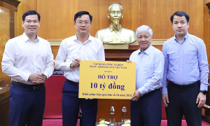 Hơn 752 tỷ đồng ủng hộ đồng bào khắc phục hậu quả bão số 10