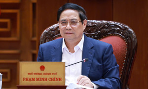 Thủ tướng yêu cầu giảm đầu mối, tăng chất lượng dịch vụ công trong y tế, giáo dục