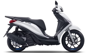 Bảng giá xe máy Medley mới nhất tháng 10/2025