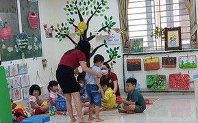 Trường ở Hà Nội đón học sinh trở lại sau thông báo hỏa tốc của Sở GD&ĐT