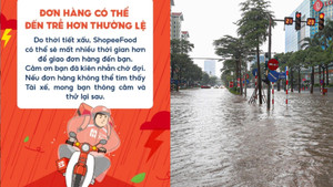 Đặt xe công nghệ 'khó hơn lên trời' ngày Hà Nội ngập lụt