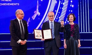 Chủ nhân giải Nobel Hóa học 2025 từng nhận giải thưởng VinFuture