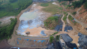 Vỡ hồ chứa bùn của Nhà máy Luyện gang thép, 30 hộ dân Thái Nguyên bị ảnh hưởng