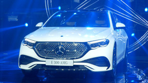 Mercedes-Benz E-Class bản mới giá cao nhất 3,2 tỷ đồng, lắp ráp tại Việt Nam