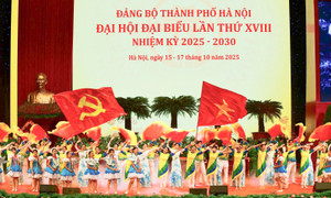 Toàn cảnh khai mạc Đại hội đại biểu Đảng bộ TP Hà Nội lần thứ XVIII