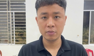 Bắt giữ kẻ giả danh công an, ép nữ sinh 18 tuổi nhậu say rồi hiếp dâm