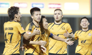 Cận cảnh siêu phẩm của cầu thủ Thanh Hóa đẩy HAGL xuống cuối bảng xếp hạng