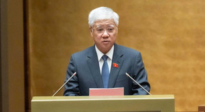 Cử tri lo lắng giá vàng, bất động sản biến động khó lường, tiền điện tăng cao