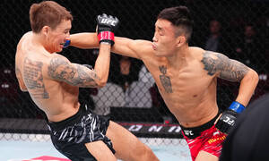 Cao thủ Trung Quốc đấm gục võ sĩ Mỹ sau 21 giây, được thưởng 1,3 tỷ đồng