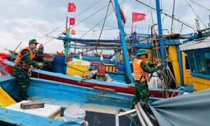 Thủ tướng yêu cầu Bộ Quốc phòng, Công an sẵn sàng lực lượng ứng phó bão Fengshen