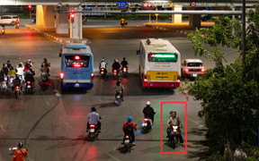 Tài xế thản nhiên vượt đèn đỏ, đi ngược chiều dưới mạng lưới 'mắt thần' AI