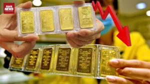 Giá vàng lao dốc không phanh: Nhà đầu tư cần tỉnh táo