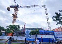 Gãy cần cẩu tháp tại dự án chung cư cao 25 tầng ở Đà Nẵng
