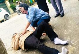 Nữ giám đốc bệnh viện ở Thanh Hóa cứu người bị tai nạn giữa đường