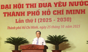 Chủ tịch TP.HCM kêu gọi cán bộ dám nghĩ, biết làm, thi đua vì hạnh phúc nhân dân