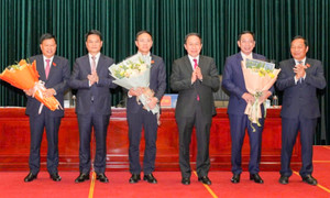 Bầu bổ sung Phó Chủ tịch HĐND và 2 Phó Chủ tịch UBND TP Hải Phòng