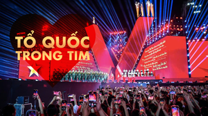 ‘Tổ quốc trong tim’: Lần đầu tiên concert quốc gia được đưa lên màn ảnh thần tốc