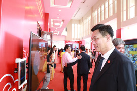 Sử dụng công nghệ AI để điểm danh đại biểu dự Đại hội Đảng bộ tỉnh Đắk Lắk