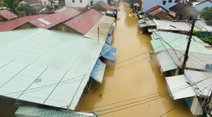 Thủ tướng chỉ đạo ứng phó khẩn cấp, khắc phục hậu quả mưa lũ khu vực Trung Bộ