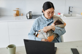 Không dám nghỉ thai sản 7 tháng khi người mẹ 2 con phải lo tiền sữa, bỉm