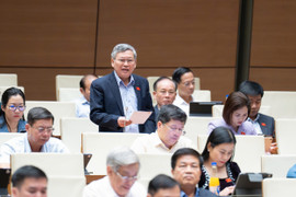 Trực tiếp: Quốc hội thảo luận tình hình kinh tế - xã hội