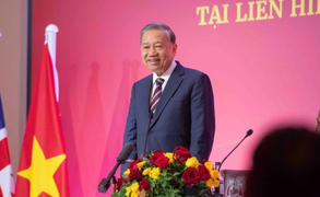 Tổng Bí thư Tô Lâm gặp gỡ cộng đồng người Việt Nam tại Vương quốc Anh