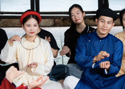 Vợ chồng anh Tạ 'Mưa đỏ' kể chuyện tình đất Tổ trong MV 'Hẹn hò Phú Thọ'