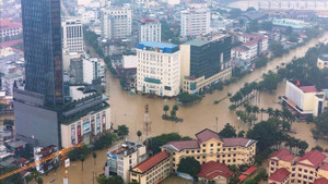 Hỗ trợ 350 tỷ đồng cho TP Huế, Quảng Trị, Quảng Ngãi khắc phục thiệt hại mưa lũ