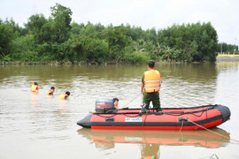 Nam thanh niên bị lũ cuốn thiệt mạng khi chạy xe qua cầu ở Quảng Ngãi