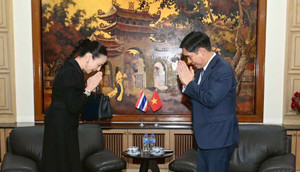 Madam Pang đến Đại sứ quán gửi lời xin lỗi người dân Việt Nam