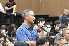 Cựu Bí thư TP Hoà Bình khai 'vay nóng' tiền để nướng vào sòng bạc King Club