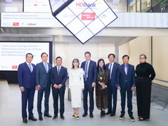 Lãnh đạo HDBank thăm Sàn giao dịch chứng khoán London