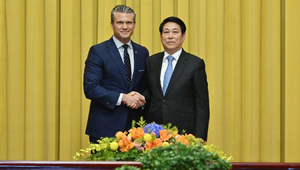 Chủ tịch nước Lương Cường tiếp Bộ trưởng Bộ Chiến tranh Mỹ Pete Hegseth 