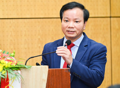 Đại học trả lương lên tới 200 triệu đồng để ‘hút’ nhân tài