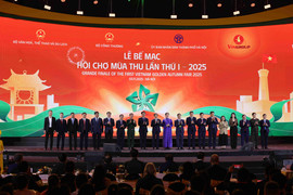 Hội chợ Mùa Thu 2025: Đón hơn 1 triệu khách, 5.000 tỷ đồng giao dịch